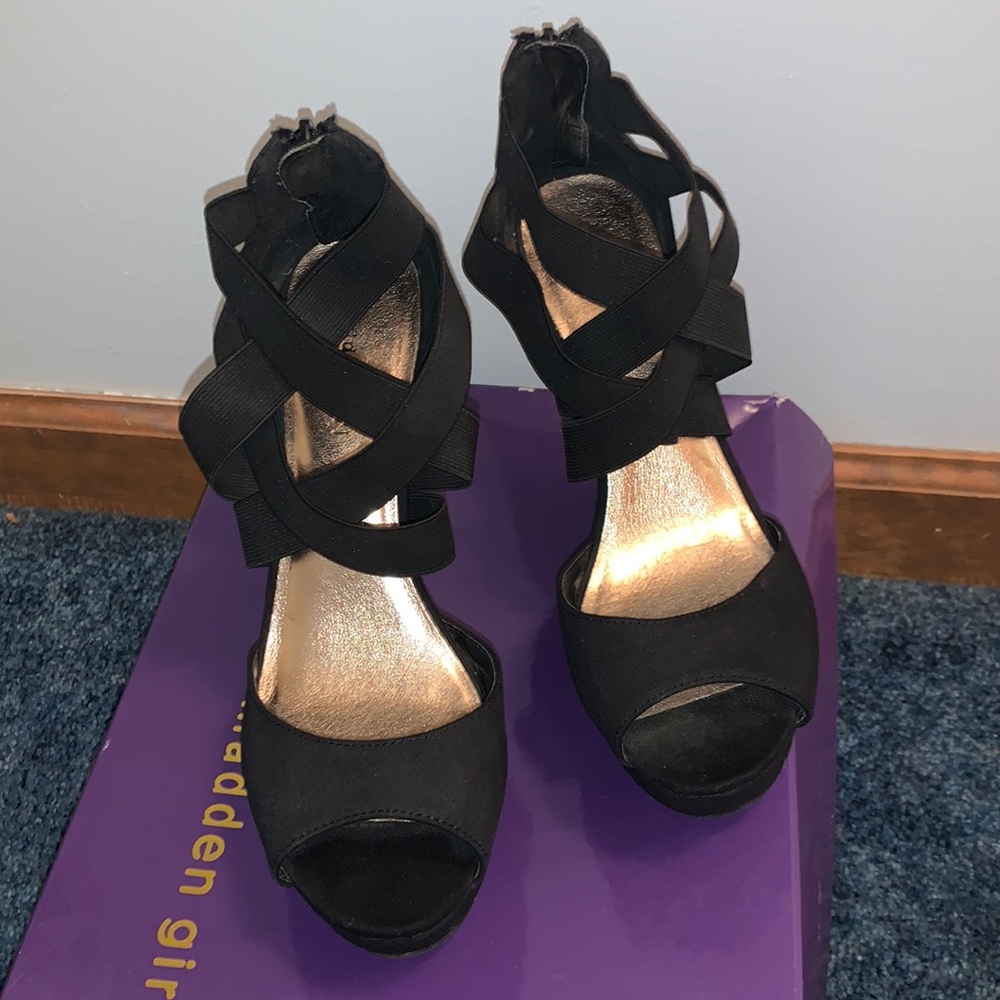 Madden Girl - Woops Wedge Sandal - Black sz 8.5